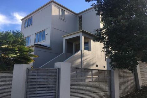 Photo of property in 17 Belle Verde Drive, Sunnynook, Auckland, 0630