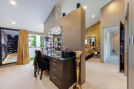 Photo of property in 3 Holyoake Place, Chatswood, Auckland, 0626