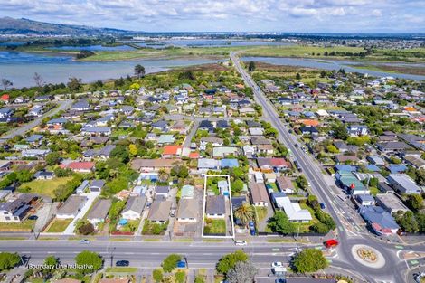 Photo of property in 96 Estuary Road, South New Brighton, Christchurch, 8062