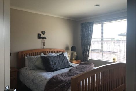 Photo of property in 27 Mickelson Avenue, Rototuna, Hamilton, 3210