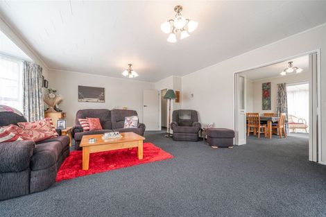 Photo of property in 11 Coronet Place, Awapuni, Palmerston North, 4412