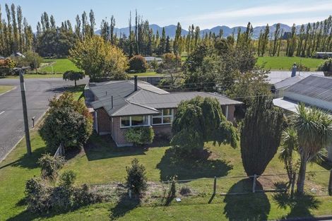 Photo of property in 1 Lowry Street, Waiau, 7332