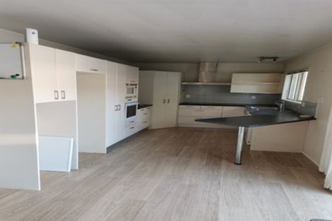 Photo of property in 39 Sandspit Road, Cockle Bay, Auckland, 2014