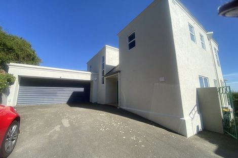 Photo of property in 1/5a Madeley Road, Mount Pleasant, Christchurch, 8081