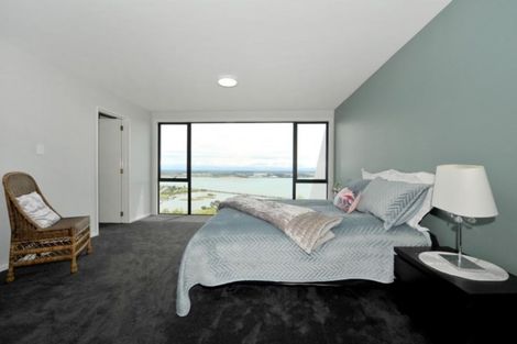 Photo of property in 11b Inverness Lane, Redcliffs, Christchurch, 8081