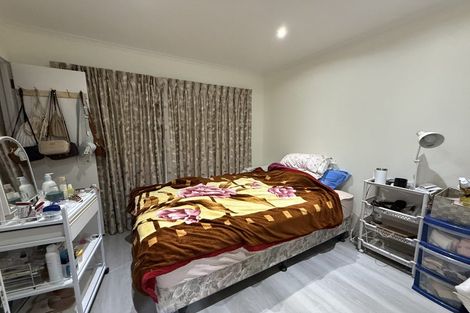 Photo of property in 34 Millhouse Drive, Northpark, Auckland, 2013