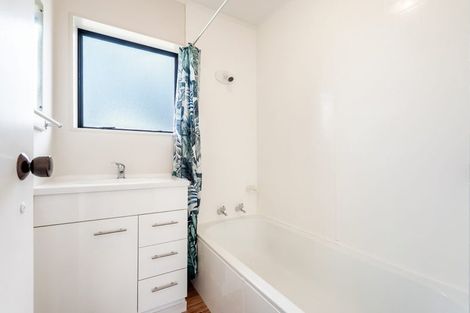 Photo of property in 3/34 Wairau Avenue, Avondale, Auckland, 1026