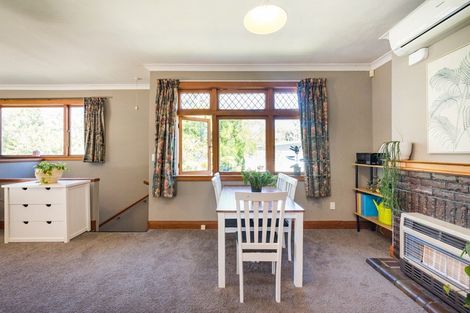 Photo of property in 28 Karina Terrace, Roslyn, Palmerston North, 4414