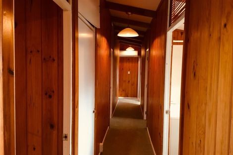 Photo of property in 34 Red Hills Road, Massey, Auckland, 0614