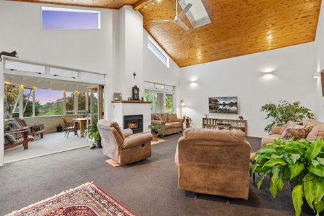 Photo of property in 25 Gunbar Drive, Welcome Bay, Tauranga, 3175