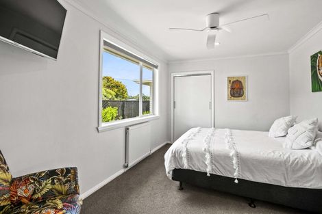 Photo of property in 53 Govett Avenue, Frankleigh Park, New Plymouth, 4310