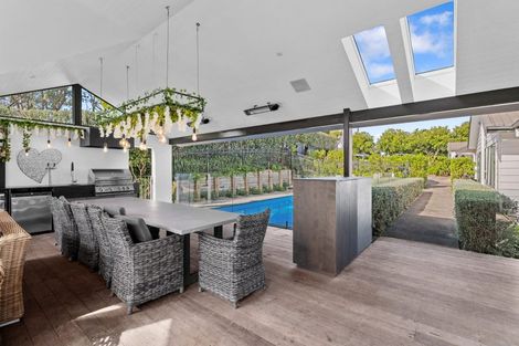Photo of property in 86 Whites Road, Whitford, Howick, 2571