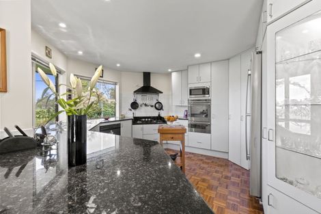 Photo of property in 36 Farnswood Place, Redwood, Christchurch, 8051