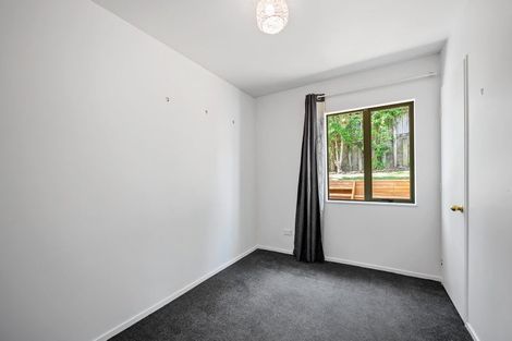Photo of property in 121b Sunnyside Road, Sunnyvale, Auckland, 0612