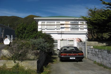 Photo of property in 34 Ruthven Road, Wainuiomata, Lower Hutt, 5014