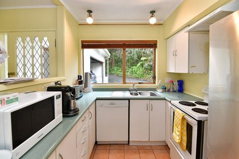 Photo of property in 1/8 Carlisle Road, Browns Bay, Auckland, 0630