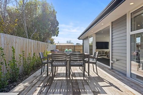 Photo of property in 35 Parsonage Road, Woodend, 7610