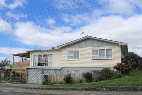 Photo of property in 2 Sinclair Street, Greerton, Tauranga, 3112