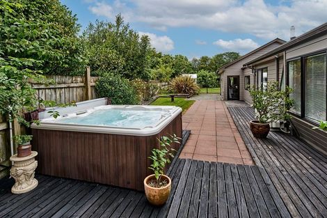 Photo of property in 110 School Road, Te Horo, Otaki, 5582