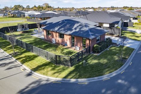 Photo of property in 22 Minerva Crescent, Woodend, 7610