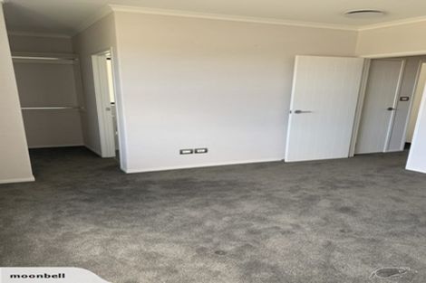 Photo of property in 3 Pakaraka Drive, Papakura, 2110