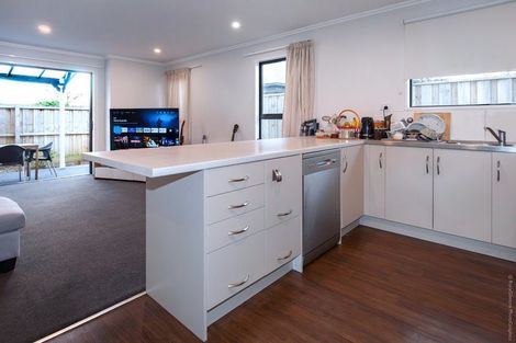 Photo of property in 2/18 Kenilworth Street, Addington, Christchurch, 8024