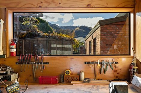 Photo of property in 18 Inverness Crescent, Arrowtown, 9302