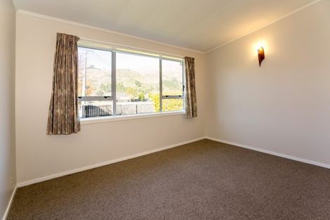 Photo of property in 16 Whitfield Street, Sumner, Christchurch, 8081