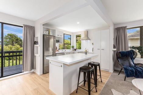 Photo of property in 20 Cornwall Crescent, Cannons Creek, Porirua, 5024