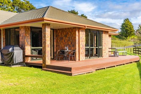 Photo of property in 415 Cemetery Road, Maunu, Whangarei, 0179