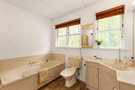 Photo of property in 39 Jubilee Road, Khandallah, Wellington, 6035