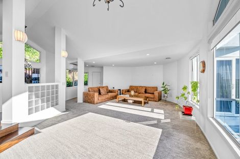 Photo of property in 39 Argo Drive, Half Moon Bay, Auckland, 2012