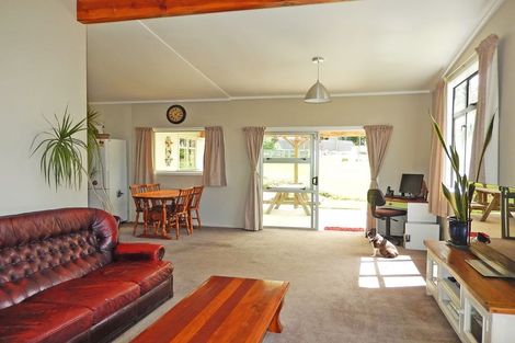 Photo of property in 1339 Waianakarua Road, Kakanui, Oamaru, 9495