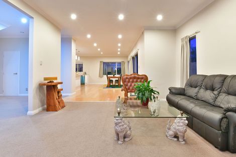 Photo of property in 16 Bartlett Drive, Silverdale, 0932