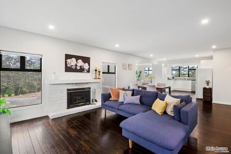 Photo of property in 1261 East Coast Road, Redvale, Albany, 0794