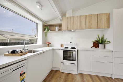 Photo of property in 8 Thorne Place, Rangiora, 7400