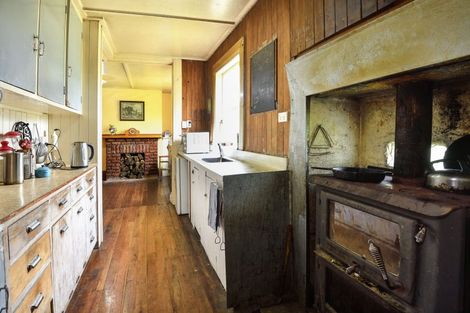 Photo of property in 22 Phillips Road, Motu, Te Karaka, 4092