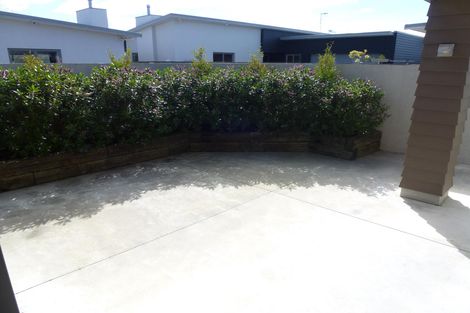 Photo of property in 21 Rosalie Terrace, Kelvin Grove, Palmerston North, 4414