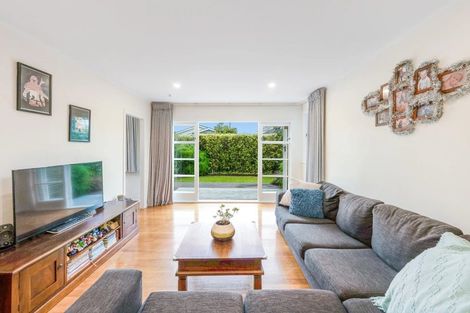 Photo of property in 20 Mclean Avenue, Papatoetoe, Auckland, 2025