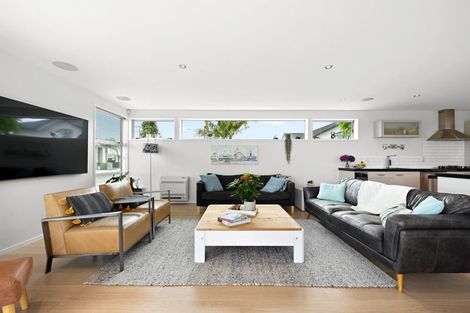 Photo of property in 66 Rototuna Road, Rototuna, Hamilton, 3210