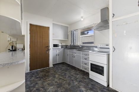 Photo of property in 27 Curletts Road, Sockburn, Christchurch, 8042