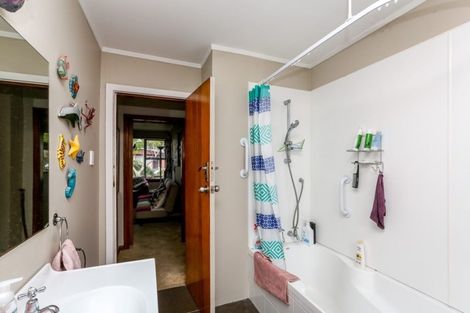 Photo of property in 12 Walsh Road, Westown, New Plymouth, 4310