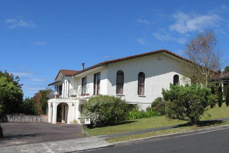 Photo of property in 99 Langana Avenue, Browns Bay, Auckland, 0630