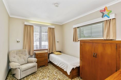 Photo of property in 12 Mertoun Terrace, Highbury, Wellington, 6012