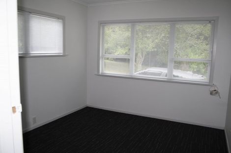 Photo of property in 17 Windy Ridge Road, Glenfield, Auckland, 0629