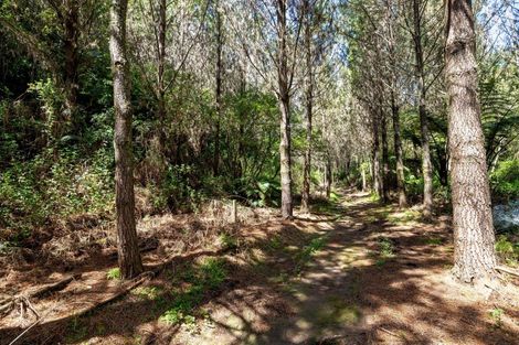 Photo of property in 2 Sarona Park Drive, Omanawa, 3171