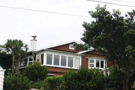 Photo of property in 7 Ranui Crescent, Khandallah, Wellington, 6035