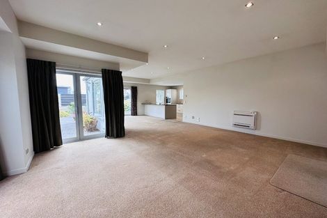 Photo of property in 70 Jeffreys Road, Fendalton, Christchurch, 8052