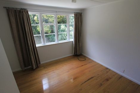 Photo of property in 8 Huxley Place, Glen Innes, Auckland, 1072