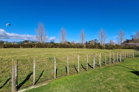 Photo of property in 6 Courthouse Lane, Coromandel, 3506